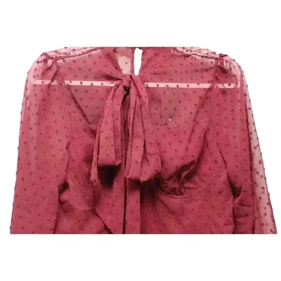 NWT Lulus Blouse Size Medium Textured Swiss Dot Sheer Mesh Keyhole Chiffon - Picture 8 of 16